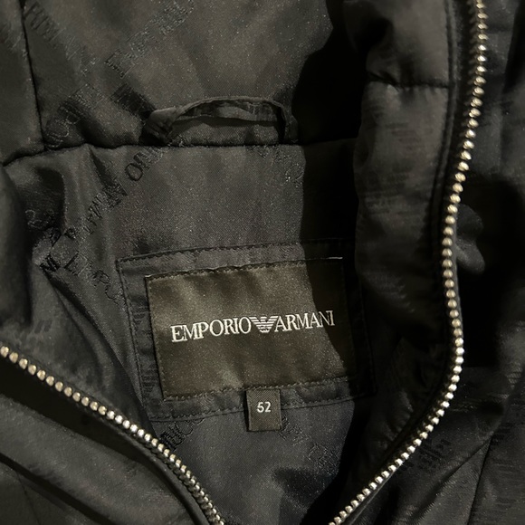2021 Authentic Emporio Armani Hooded Jacket Navy (Pre Owned) - Picture 2 of 2